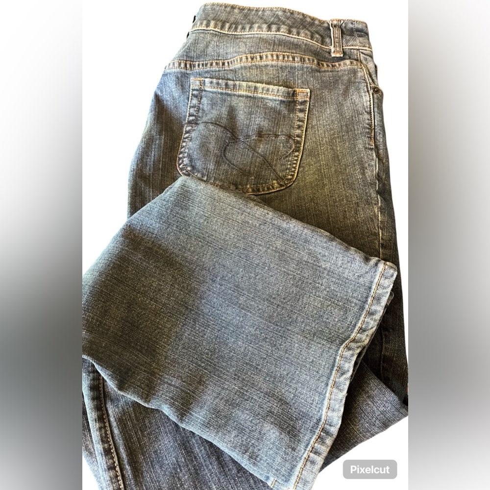 Chicos Platinum Jean Women 16 Blue Ultimate Fit Slim Leg Stretch Straight
